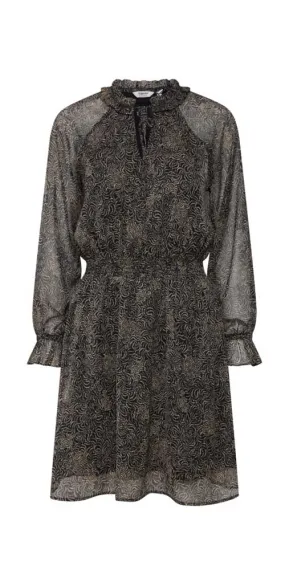 B.Young Forest Dress