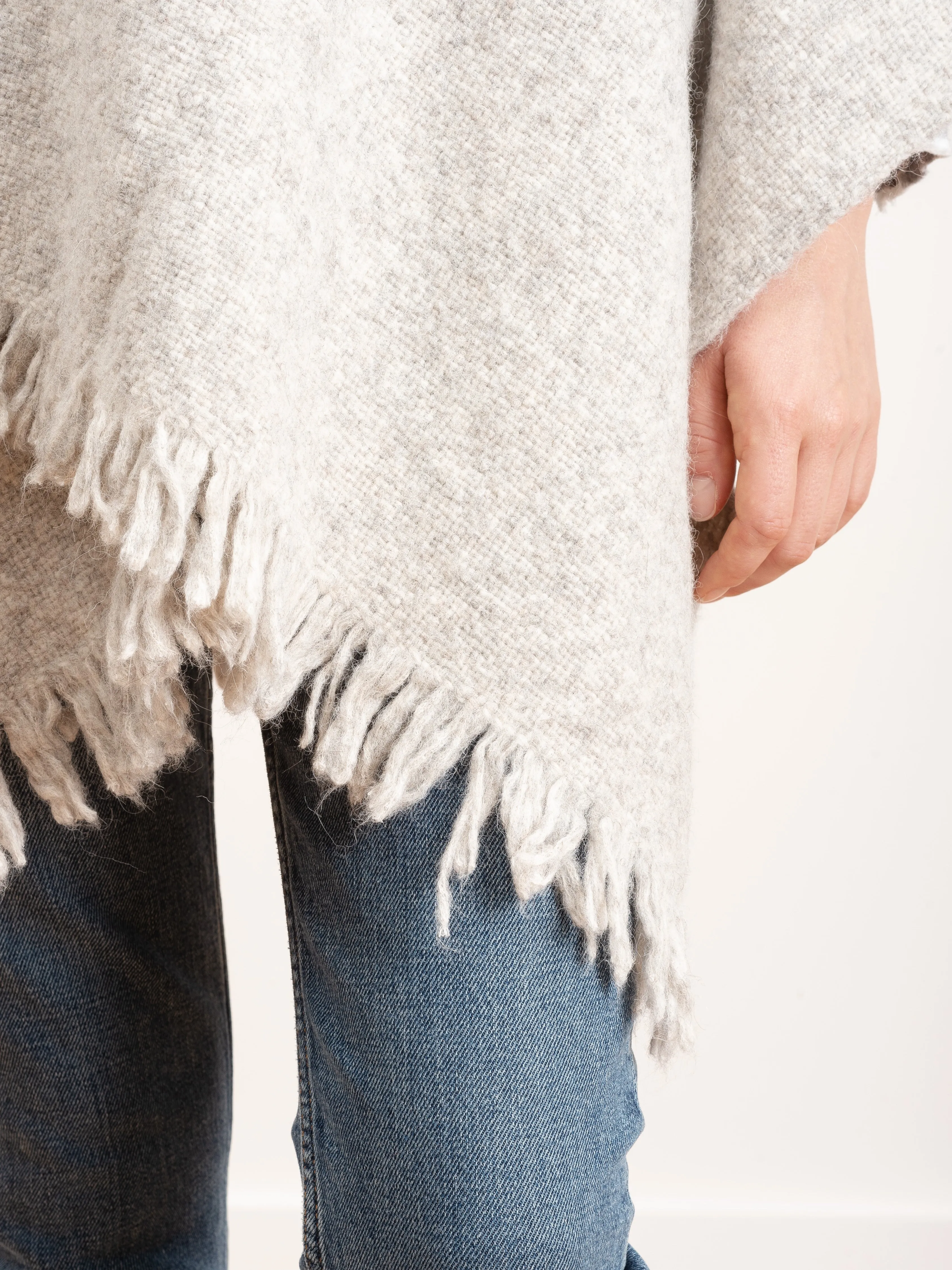 handwoven crop serape - natural grey