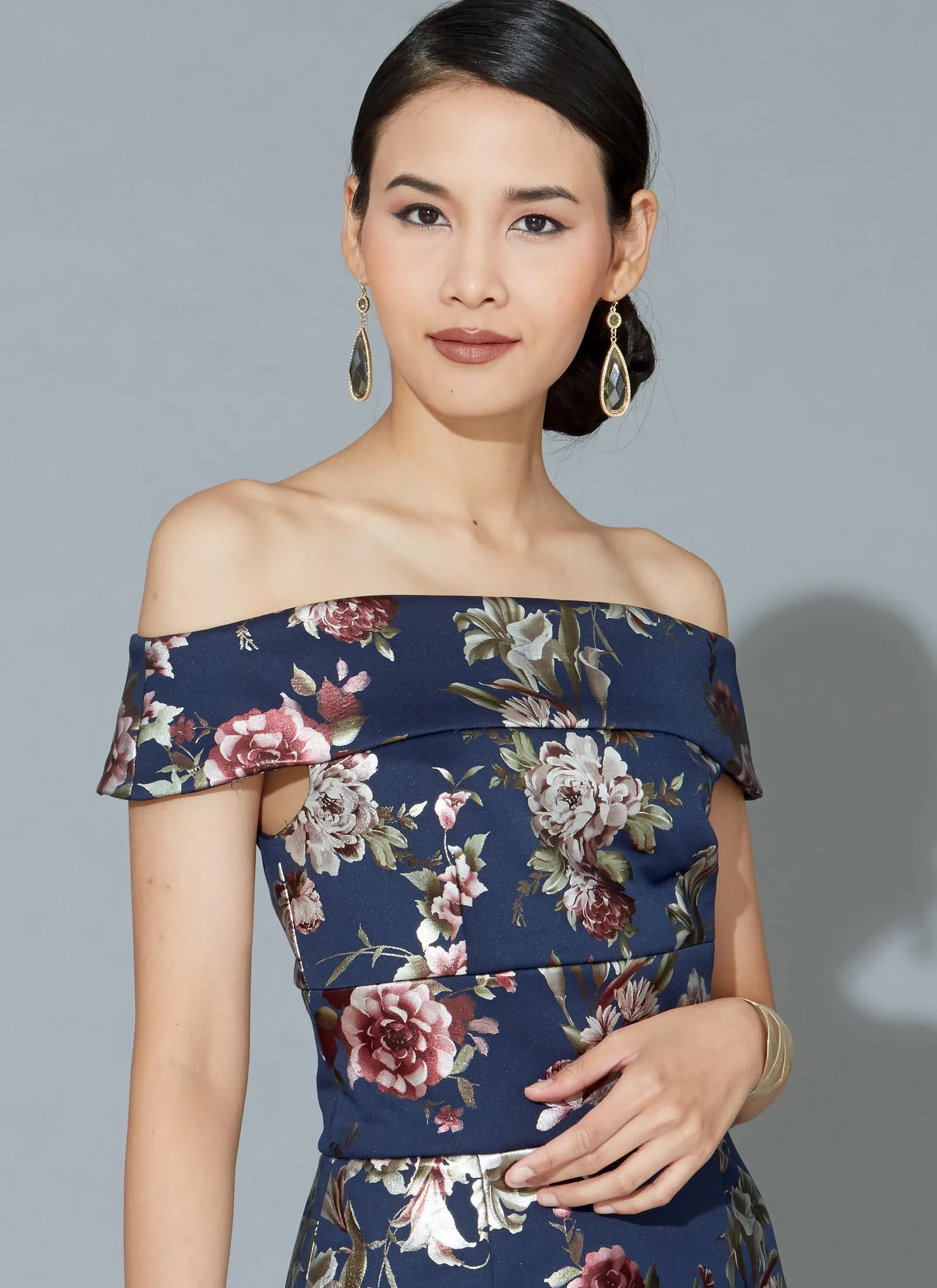 McCall's Pattern M7719 Misses' Dresses
