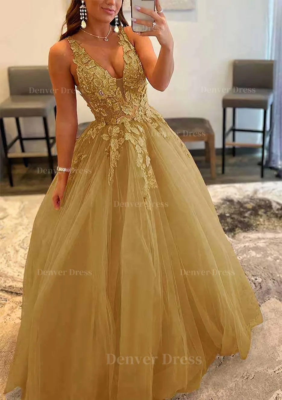 Princess A-line V Neck Sleeveless Sweep Train Tulle Prom Dress With Appliqued Beading