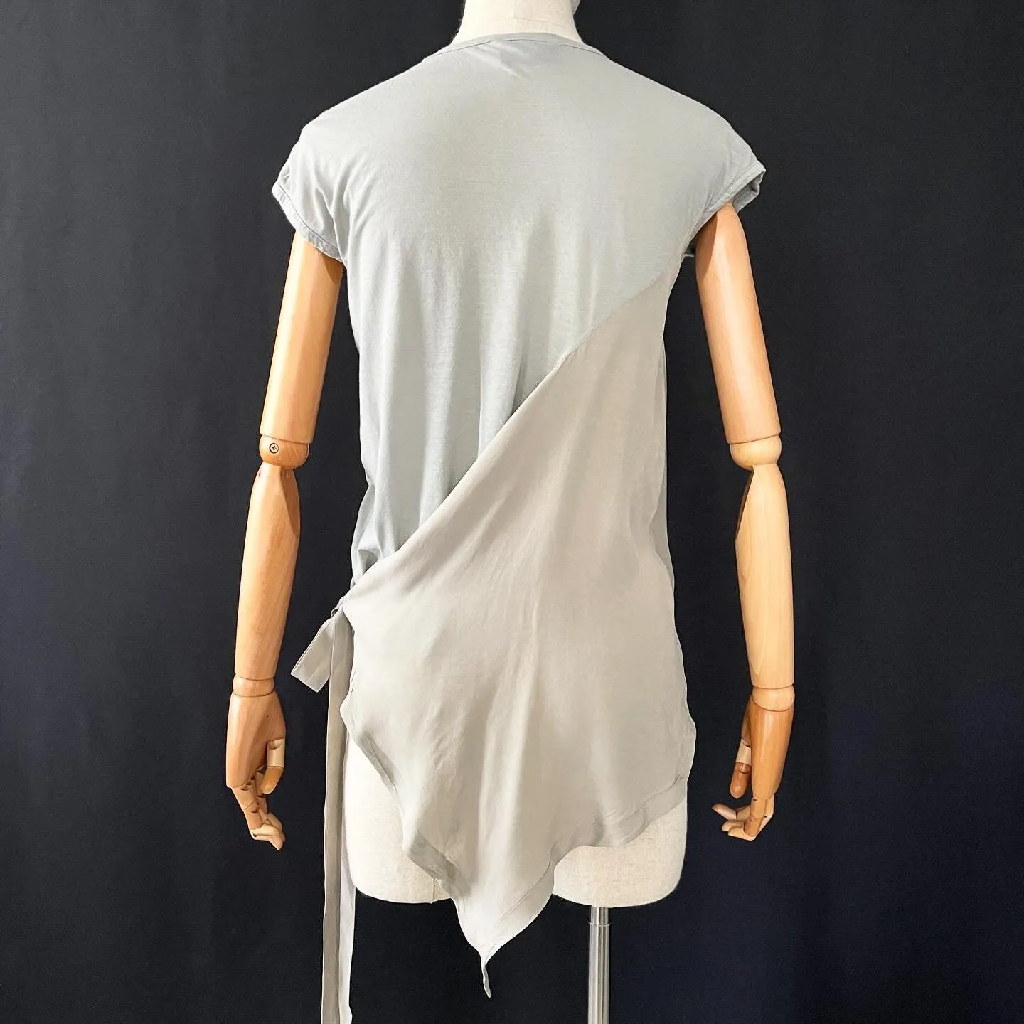 ROQUE ILARIA NISTRI Top